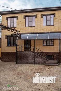 Дом 345м², 2-этажный, участок 4 сот.  