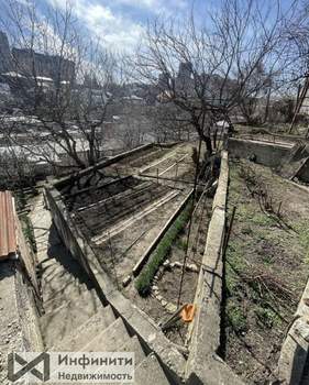 Дом 614м², 3-этажный, участок 19 сот.  