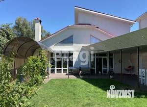 Дом 350м², 2-этажный, участок 6 сот.  