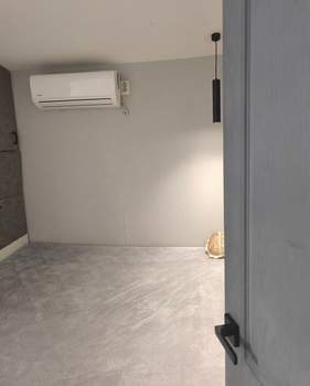 Дом 40м², 2-этажный, участок 5 сот.  