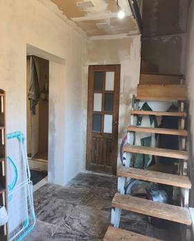 Дом 40м², 2-этажный, участок 5 сот.  