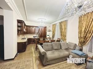 Дом 211м², 2-этажный, участок 3 сот.  