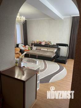 Коттедж 215м², 2-этажный, участок 613 сот.  