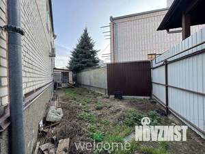 Дом 214м², 3-этажный, участок 6 сот.  