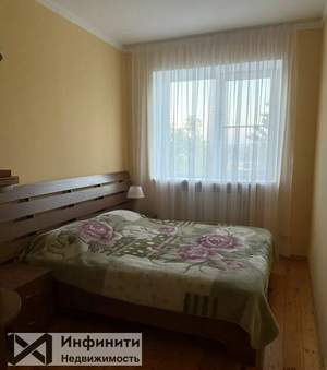 Дом 220м², 3-этажный, участок 1 сот.  