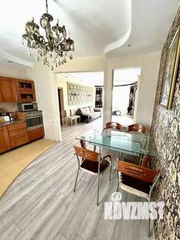 Дом 251м², 2-этажный, участок 8 сот.  