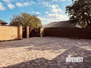 Дом 220м&sup2;, 2-этажный, участок 7 сот.  