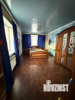Дом 270м², 3-этажный, участок 5 сот.  