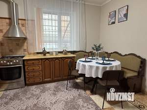 Дом 319м&sup2;, 3-этажный, участок 10 сот.  