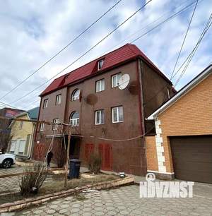 Дом 700м², 3-этажный, участок 3 сот.  