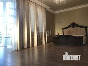 Дом 308м², 2-этажный, участок 10 сот.  