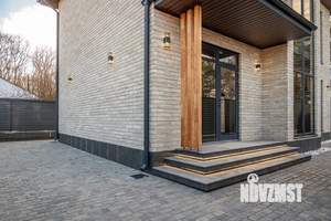 Дом 195м², 2-этажный, участок 5 сот.  