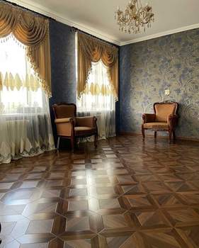 Дом 284м², 3-этажный, участок 9 сот.  