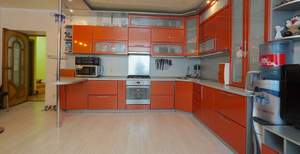 Дом 261м², 2-этажный, участок 9 сот.  