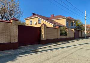 Дом 390м², 2-этажный, участок 12 сот.  