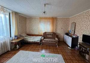 Дом 214м², 3-этажный, участок 6 сот.  