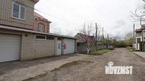 Дом 261м², 2-этажный, участок 9 сот.  