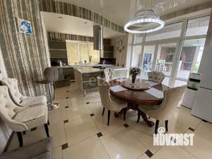 Дом 350м², 2-этажный, участок 6 сот.  