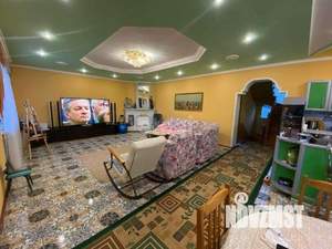 Дом 276м&sup2;, 2-этажный, участок 10 сот.  