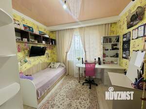 Дом 280м², 2-этажный, участок 5 сот.  