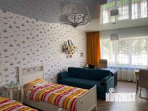 Дом 350м², 2-этажный, участок 6 сот.  