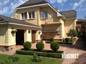 Дом 350м², 2-этажный, участок 9 сот.  