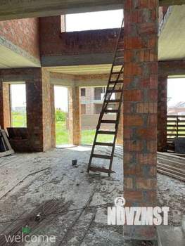 Дом 350м&sup2;, 2-этажный, участок 11 сот.  