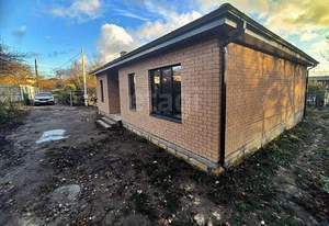 Дом 130м², 1-этажный, участок 6 сот.  