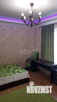 Дом 430м², 3-этажный, участок 11 сот.  