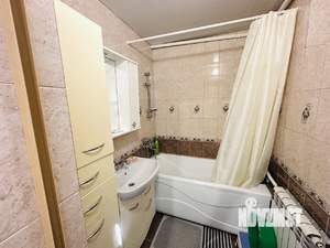 Дом 178м², 1-этажный, участок 6 сот.  