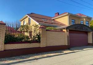 Дом 390м², 2-этажный, участок 12 сот.  