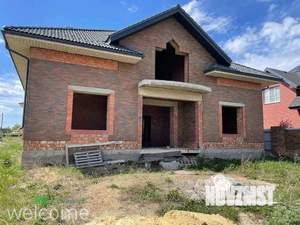 Дом 350м&sup2;, 2-этажный, участок 11 сот.  