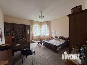 Дом 486м², 2-этажный, участок 8 сот.  