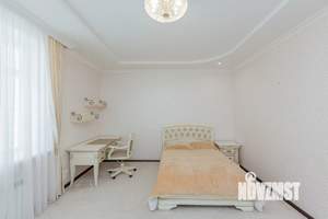 Дом 390м², 2-этажный, участок 12 сот.  