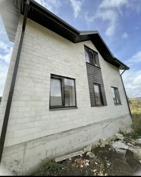 Дом 222м&sup2;, 3-этажный, участок 10 сот.  