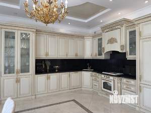 Дом 350м², 2-этажный, участок 10 сот.  