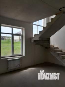 Коттедж 140м², 2-этажный, участок 3 сот.  