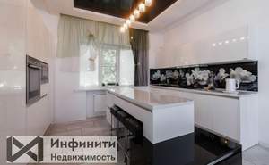 Дом 250м², 3-этажный, участок 5 сот.  