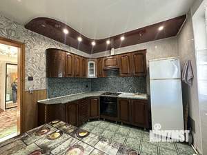 Дом 190м&sup2;, 2-этажный, участок 7 сот.  