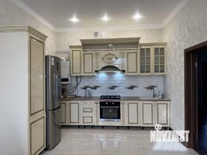 Дом 220м², 2-этажный, участок 7 сот.  