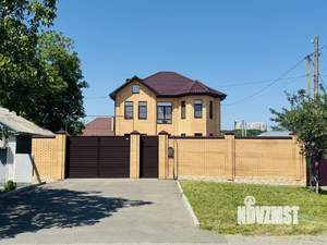 Дом 220м², 2-этажный, участок 7 сот.  