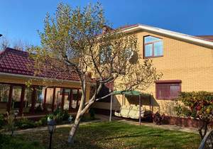 Дом 390м², 2-этажный, участок 12 сот.  