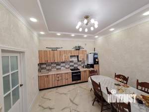 Дом 180м², 2-этажный, участок 3 сот.  