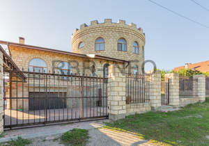 Дом 415м², 2-этажный, участок 0 сот.  