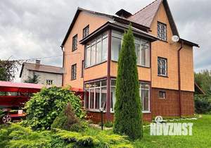 Дом 150м², 3-этажный, участок 25 сот.  