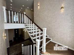 Дом 240м², 2-этажный, участок 5 сот.  