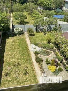 Дом 319м&sup2;, 3-этажный, участок 10 сот.  