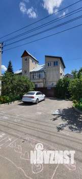 Дом 547м², 3-этажный, участок 6 сот.  