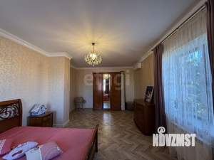 Дом 265м², 2-этажный, участок 6 сот.  