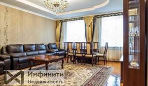 Дом 340м², 3-этажный, участок 7 сот.  